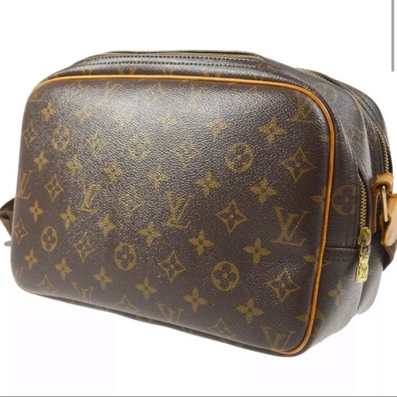 AUTHENTIC Louis Vuitton Reporter PM crossbody - Picture 4 of 7